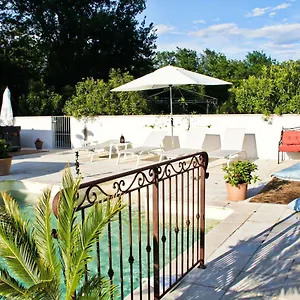 2* Couette-café Bastide Du Bau Reddoun, Chambres D'hôtes, Maison D'artiste En Provence
